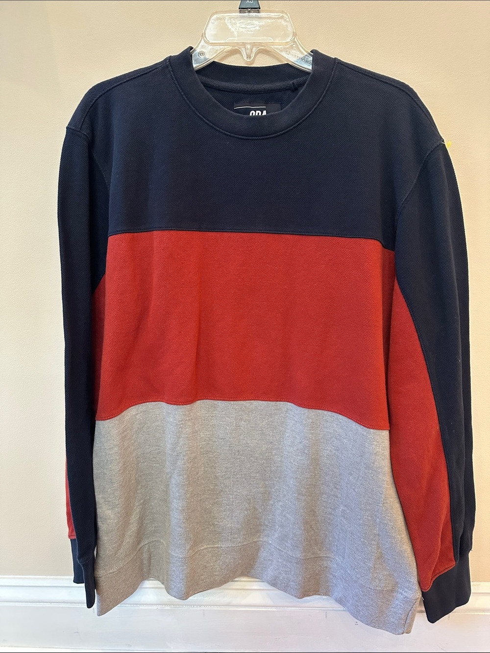 ODA Men’s Colorblock Crewneck Sweater - Navy Blue/Red/Gray- XL